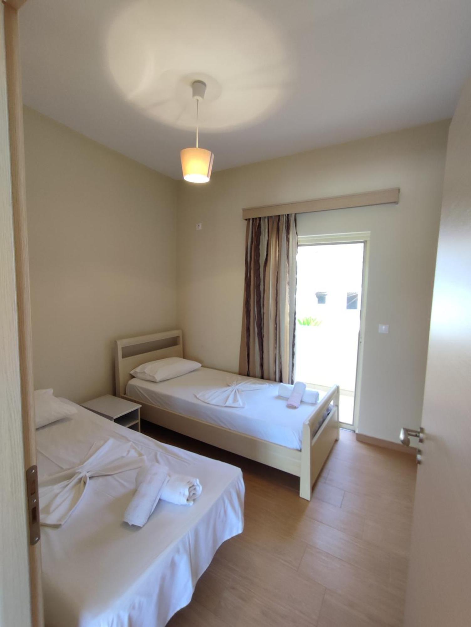 Cimi Apartments Саранда Екстер'єр фото